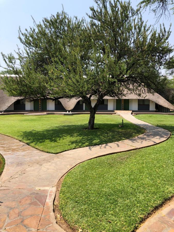 Okahandja Country Hotel Exterior photo