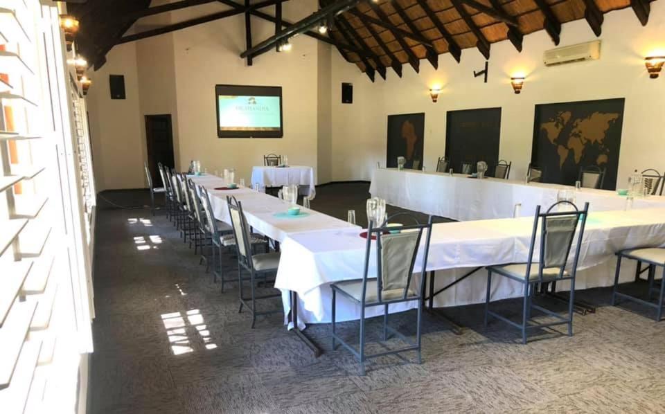 Okahandja Country Hotel Exterior photo