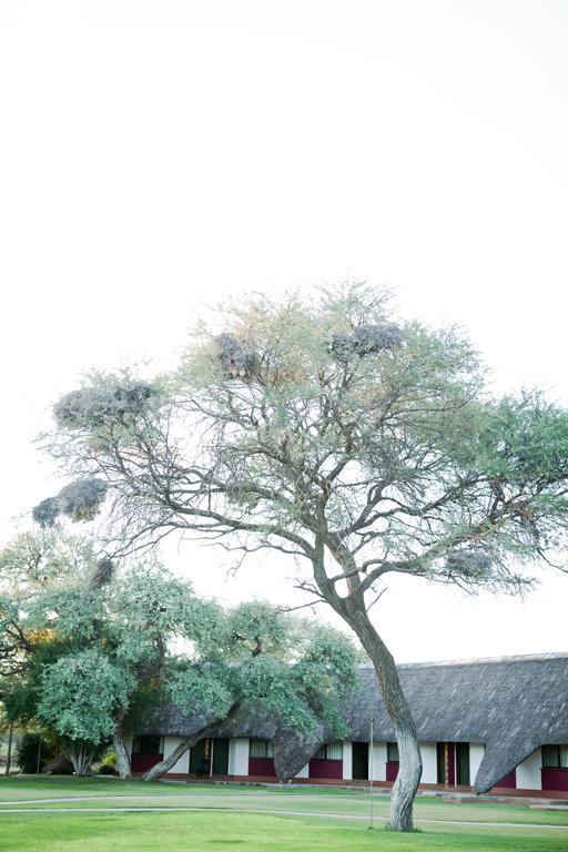 Okahandja Country Hotel Exterior photo